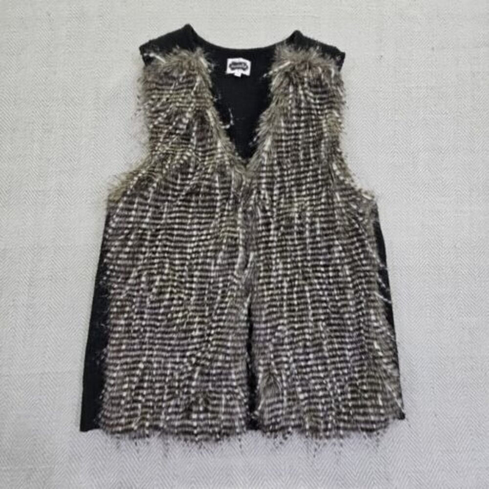 Mud Pie Faux Fur Feather Sweater Vest Black Gray Women's‎ Medium Hook Closure